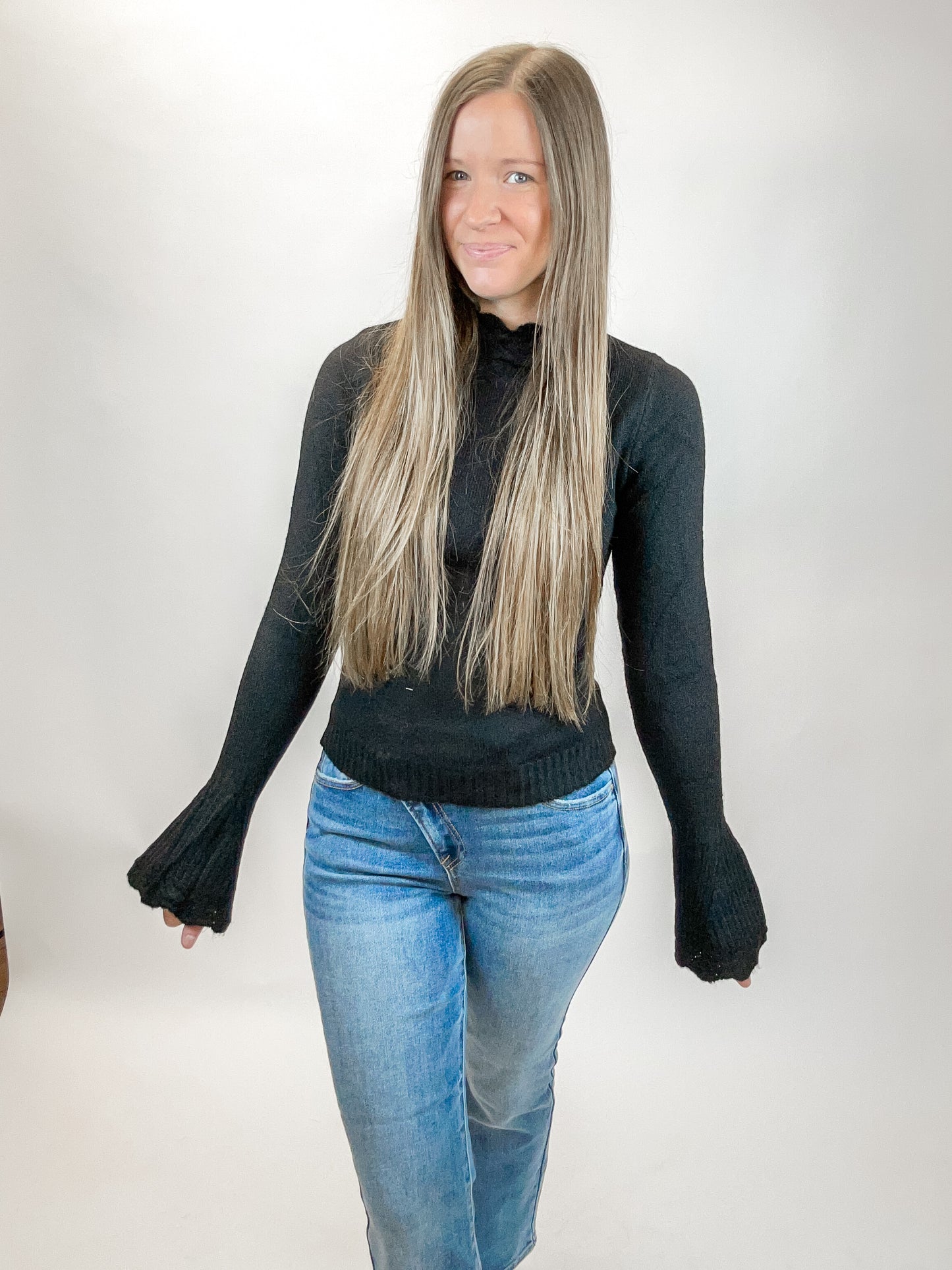 Mia Bell Sleeve Sweater | Black