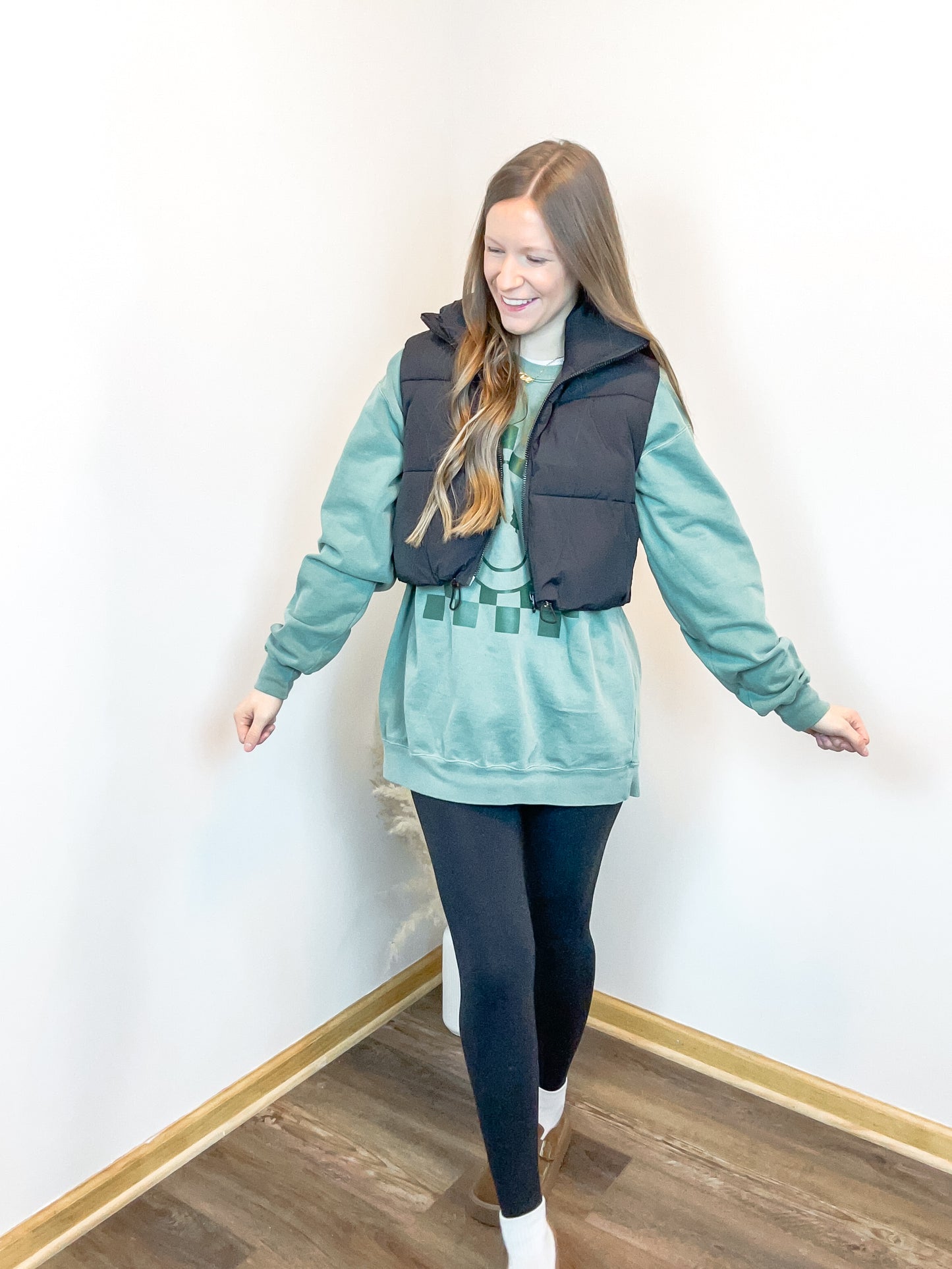 Slopes Crop Puffer Vest | Black