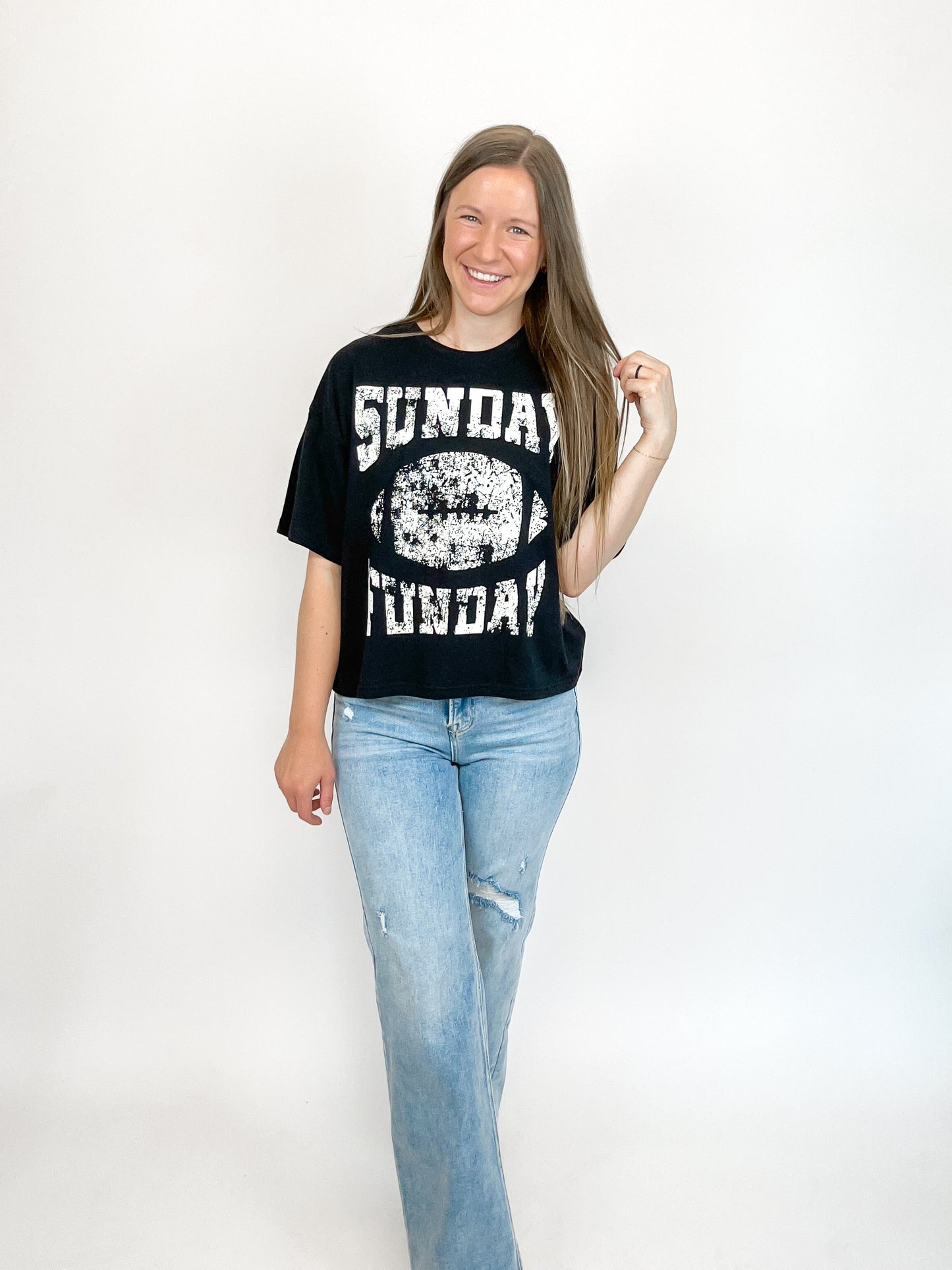 Sunday Funday Graphic Crop Tee | Black