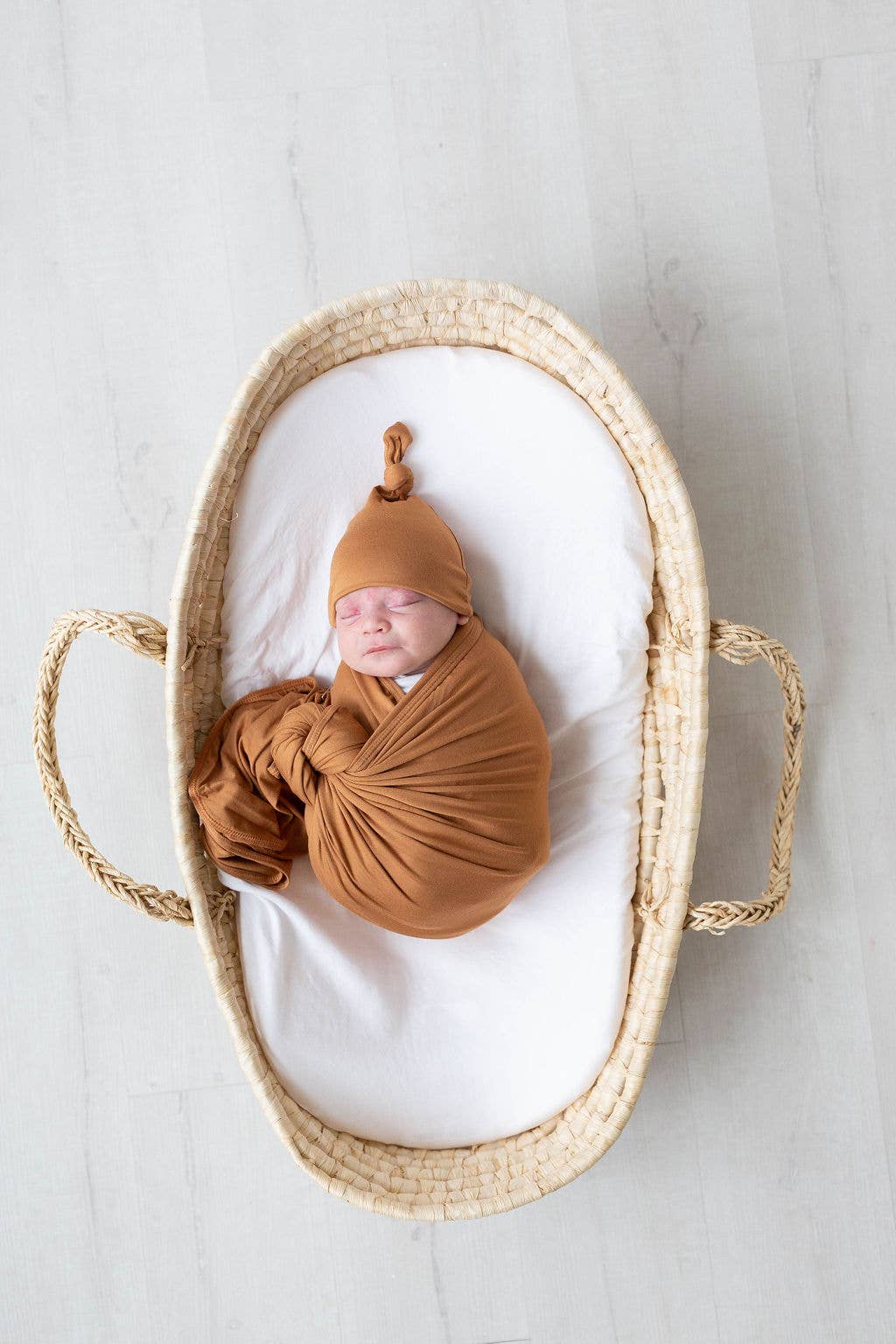 Swaddle Blanket & Baby Hat | Camel