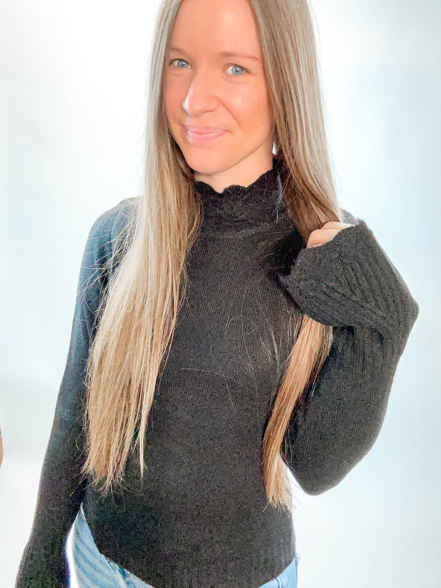 Mia Bell Sleeve Sweater | Black