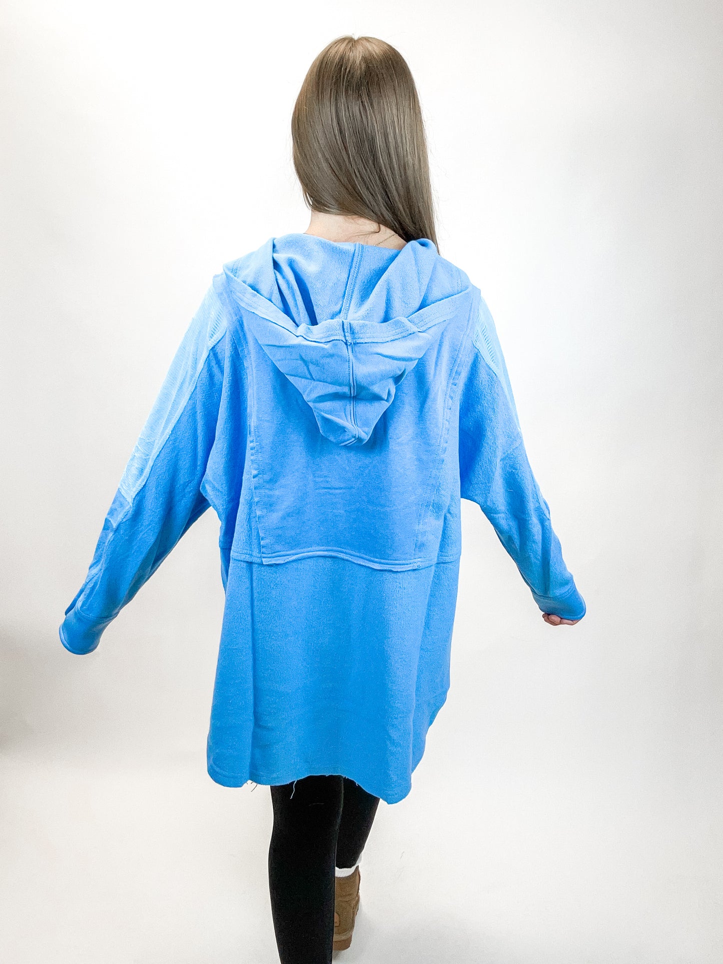 Dove Pullover | Carolina Blue