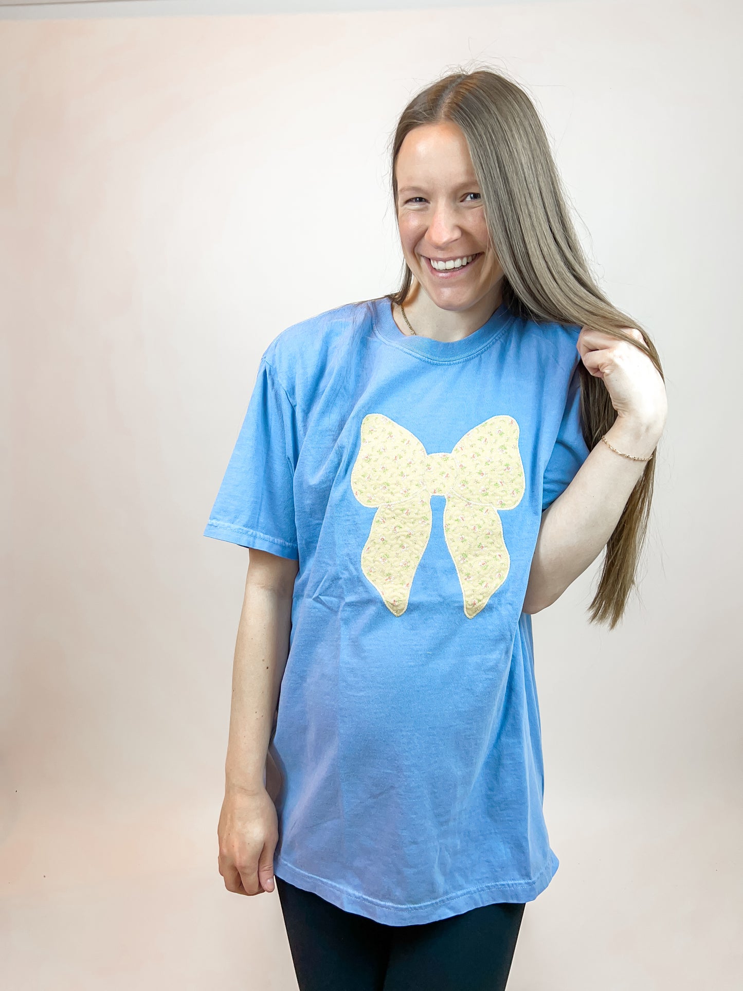 Quilted Bow Comfort Colors Tee