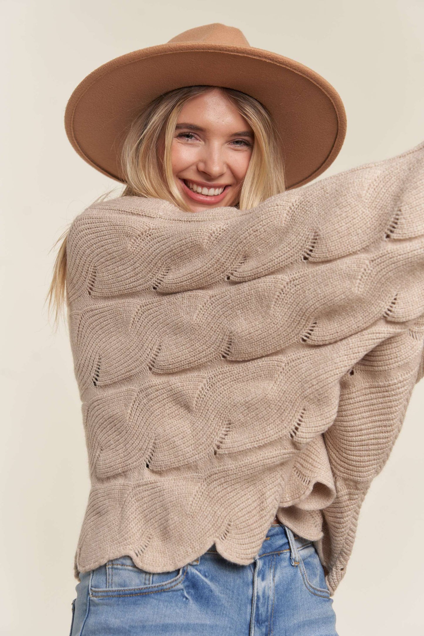 Tallie Scallop Hem Sweater | Khaki