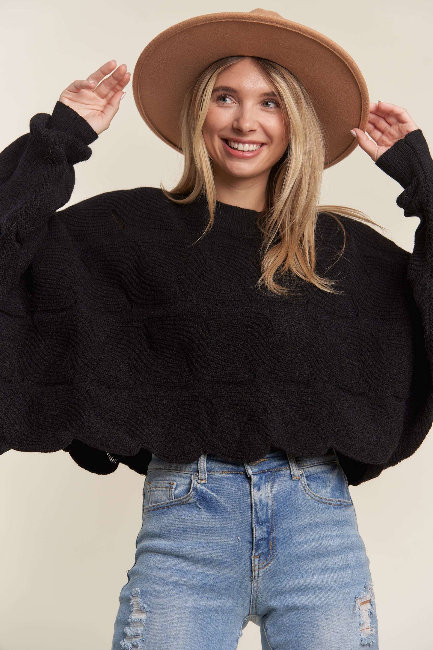 Tallie Scallop Hem Sweater | Khaki