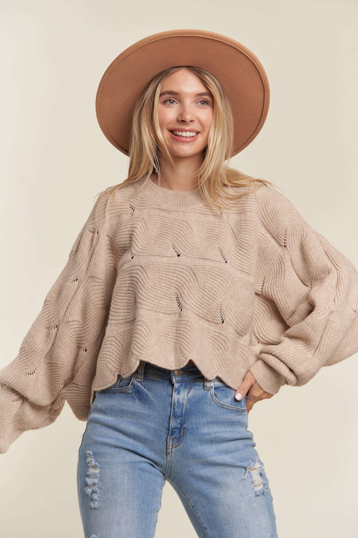 Tallie Scallop Hem Sweater | Khaki