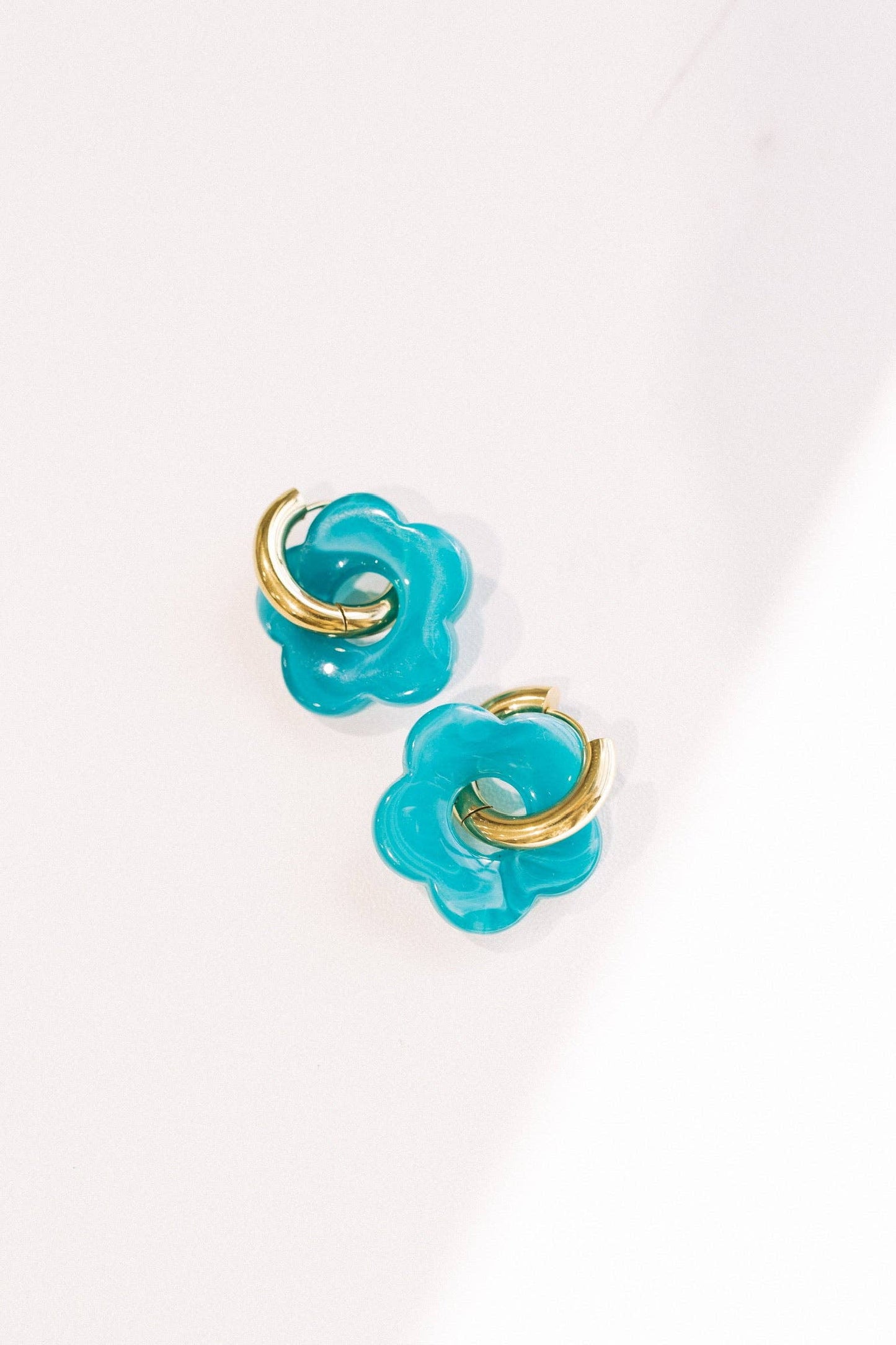 Color Me Daisy Hoop Earrings | PINK