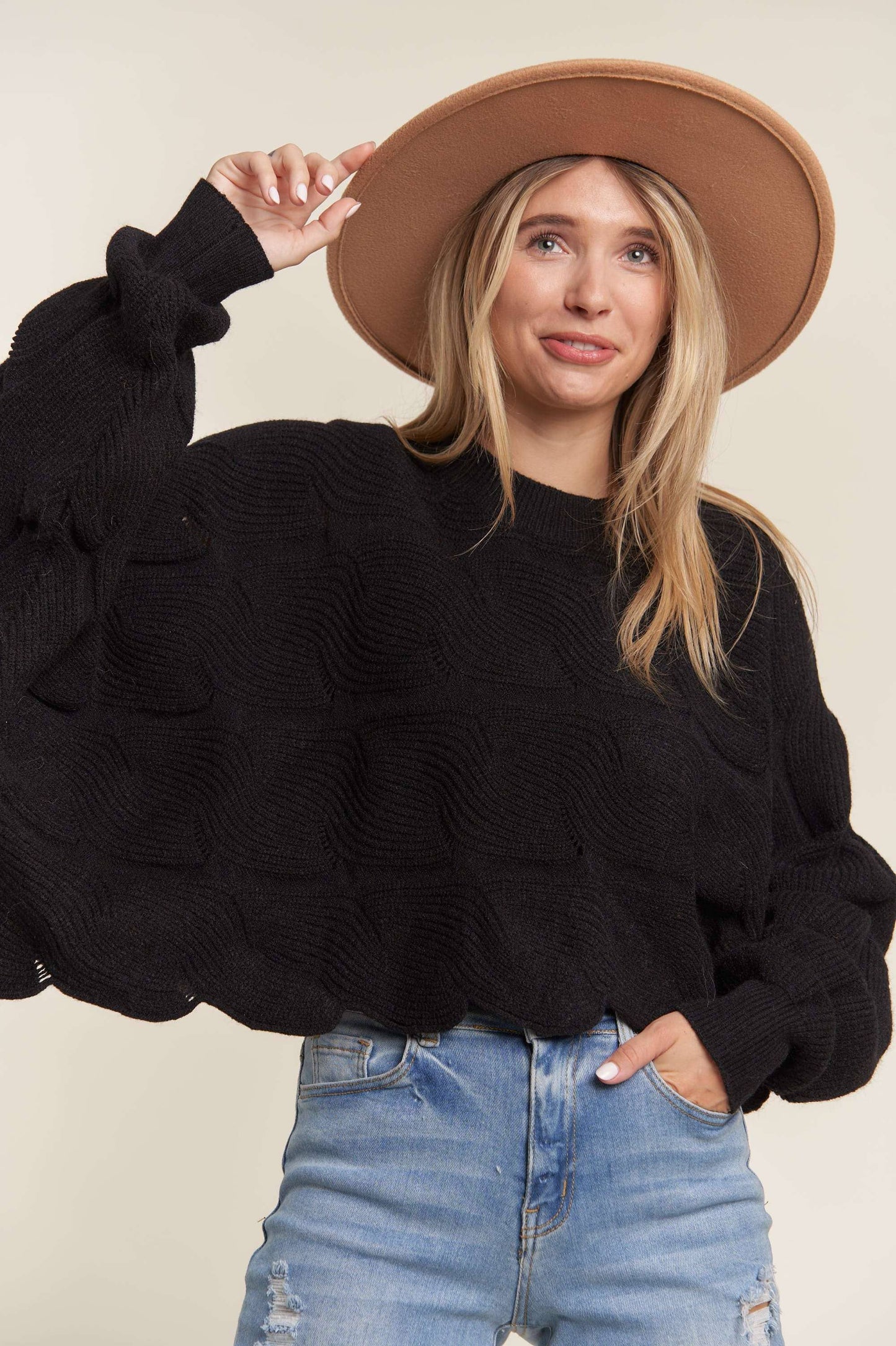 Tallie Scallop Hem Sweater | Khaki