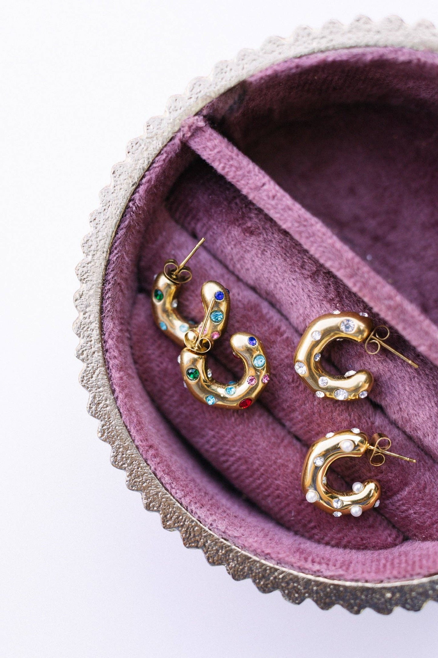 Ebby Hoop Earrings | PEARL