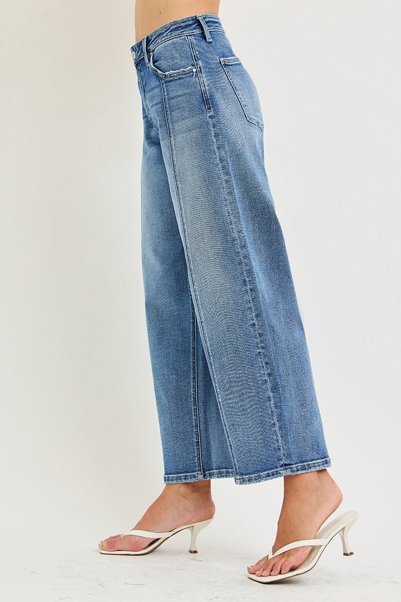 Risen Slouchy Cropped Barrel Jeans  With Seams | Medium