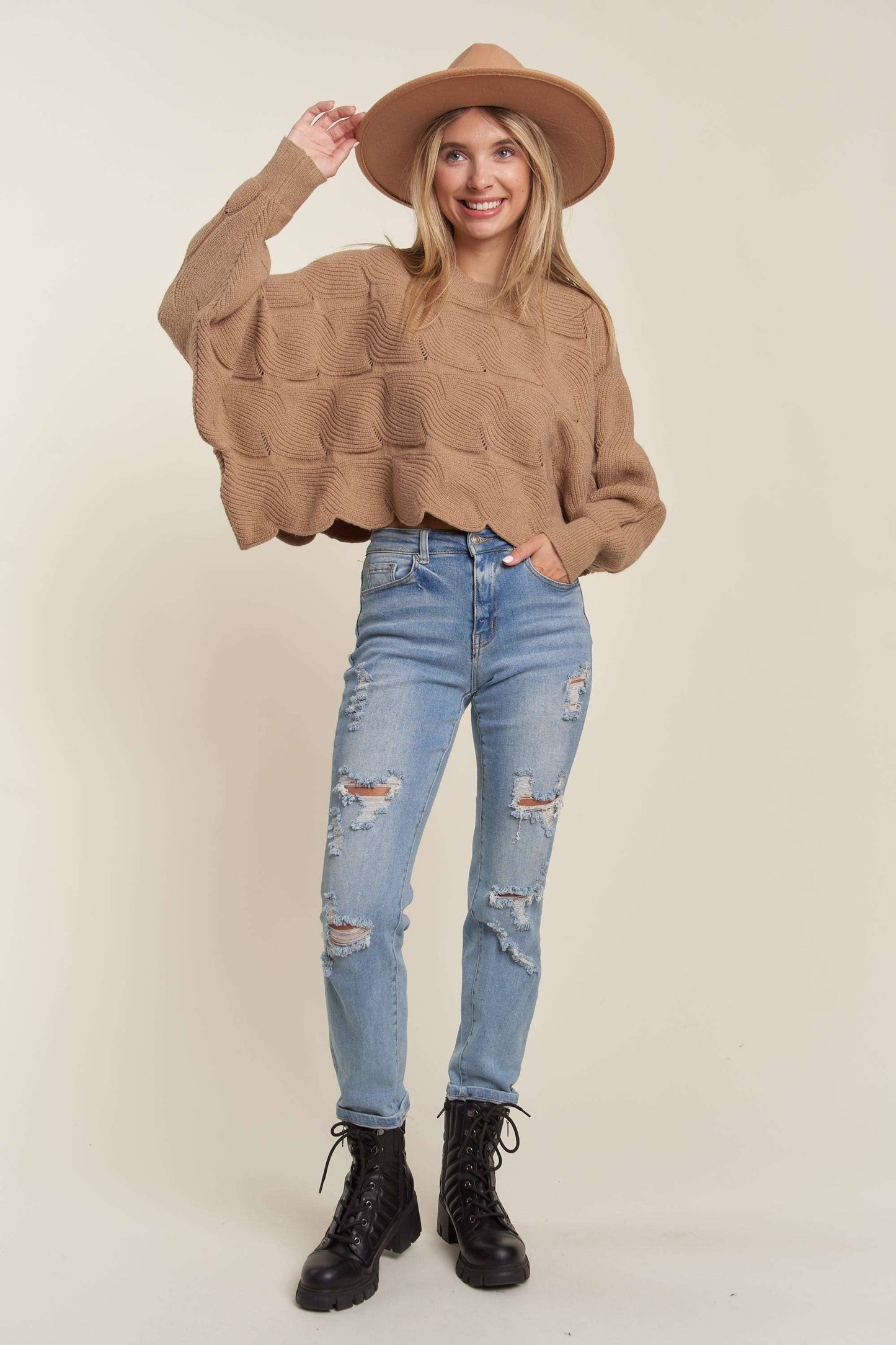 Tallie Scallop Hem Sweater | Khaki