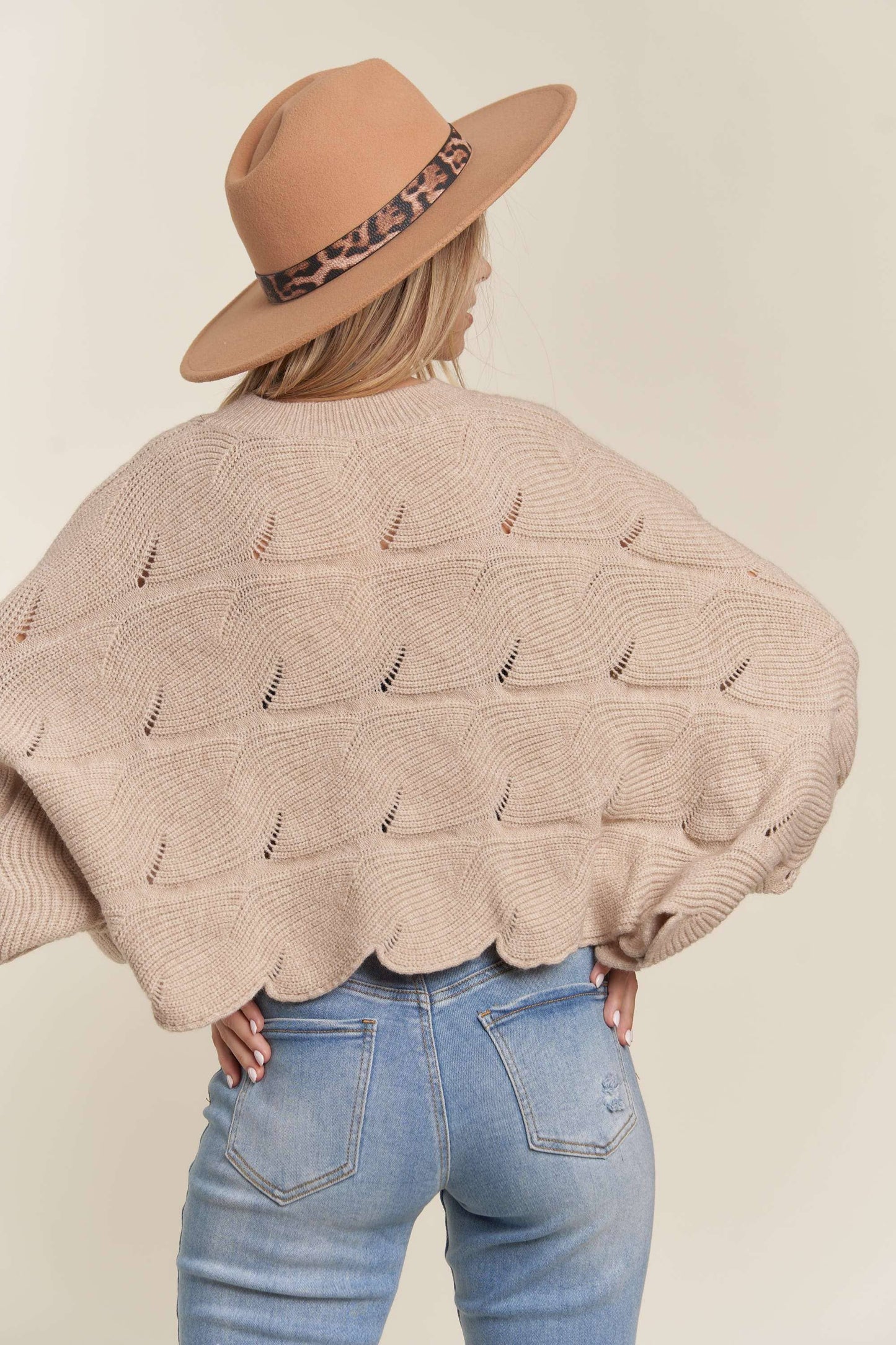 Tallie Scallop Hem Sweater | Khaki